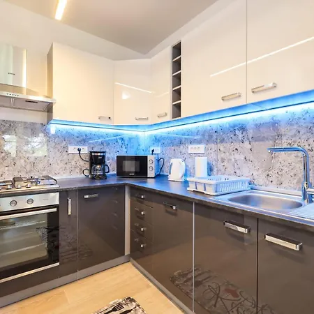 Bubi アパート ザダル